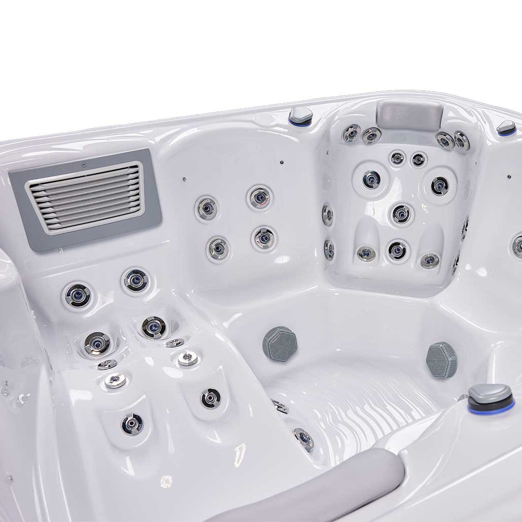 New York Hot Tub