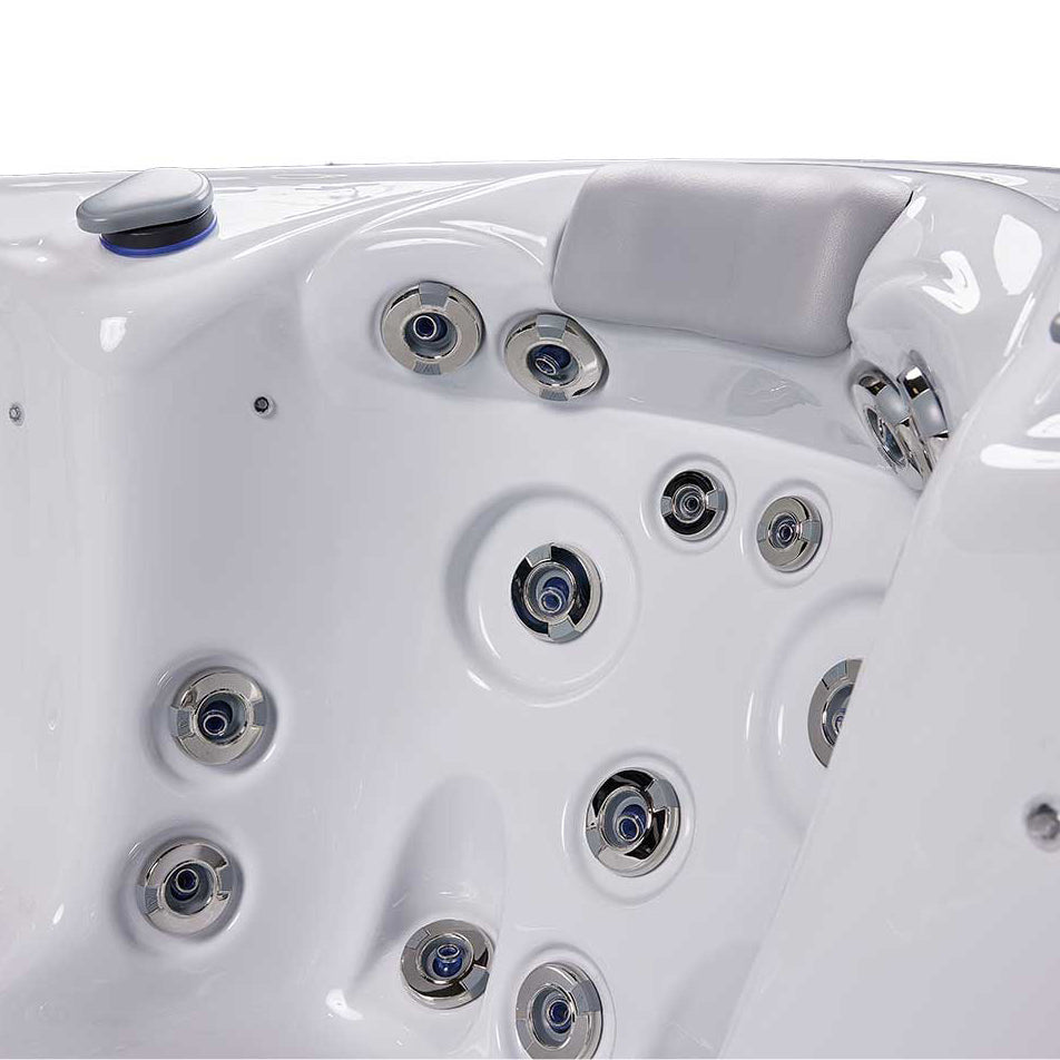 New York Hot Tub