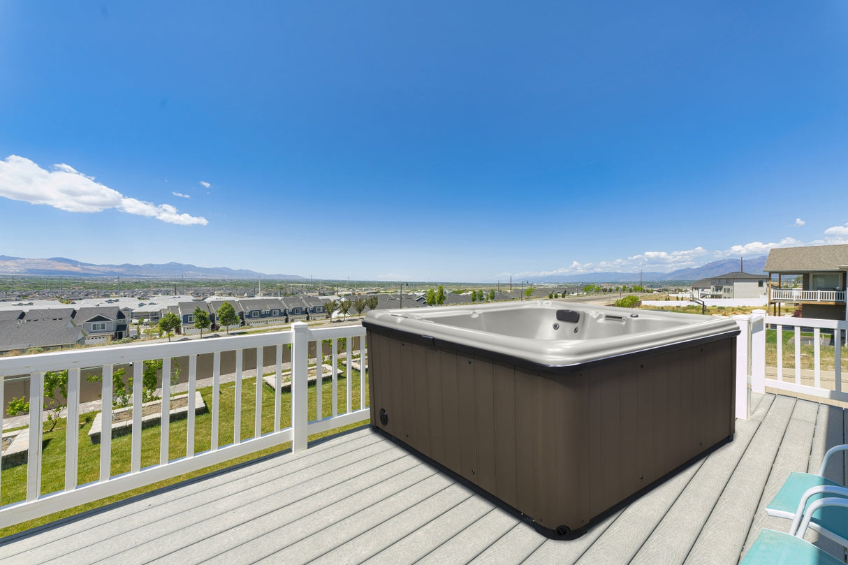 Cyanna Valley Spas Supreme PNP - 6 Seat, 21 Jet Plug & Play Hot Tub