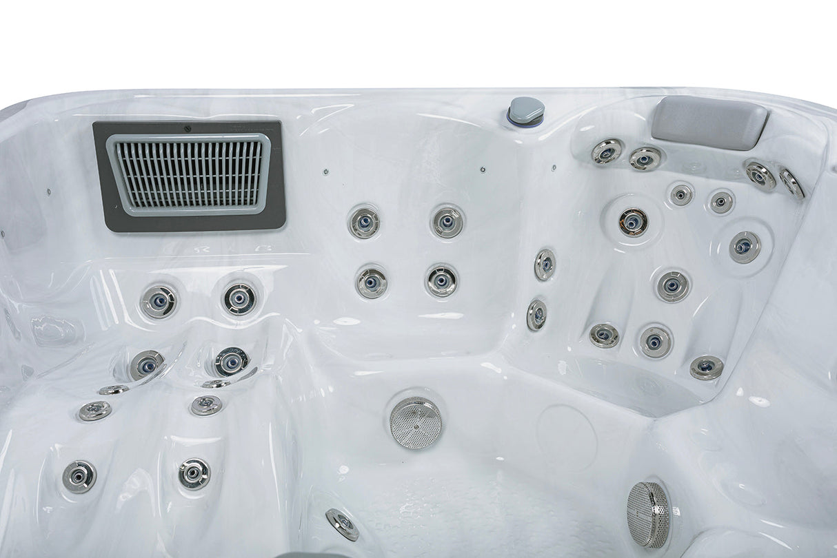 New York Hot Tub