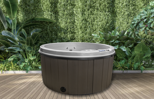 Cyanna Valley Spas Model 102 PNP - 5 Seat, 20 Jet Plug & Play Hot Tub