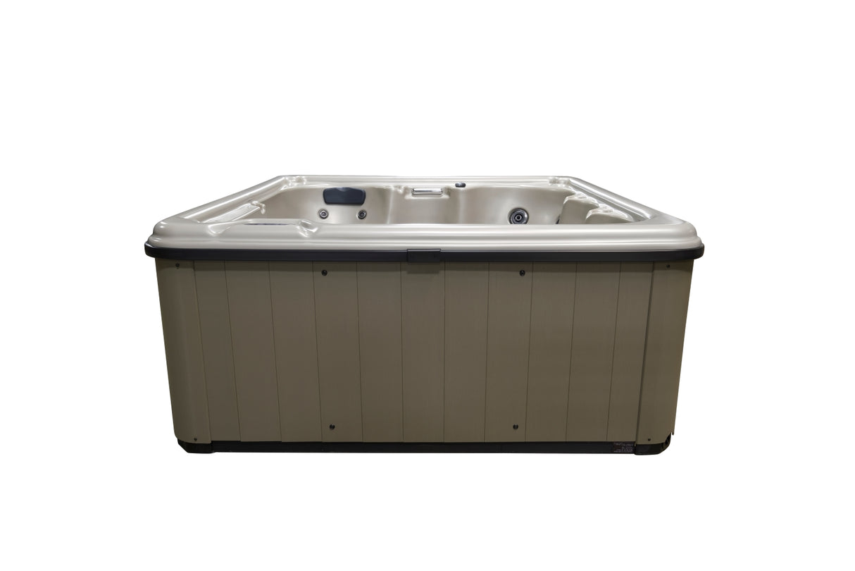 Cyanna Valley Spas Supreme – 6 Seat Hot Tub with 32 Jets and LED Lighting